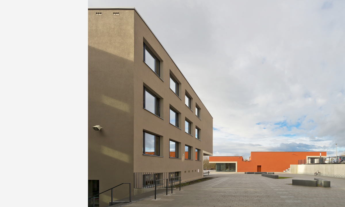 Copyright Michael Miltzow 2015 NOV8785 opt-a.jpg